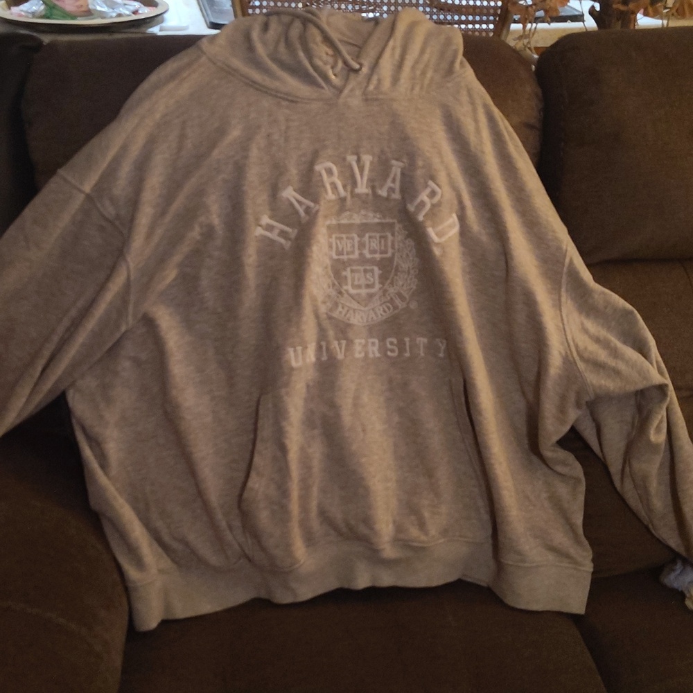 H&M XXL Harvard hoodie